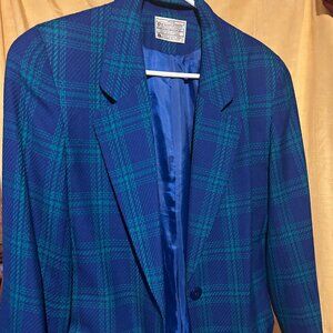 Pendleton  Vintage Woman's Blazer blue green plaid  100% virgin wool sz 6  shoul